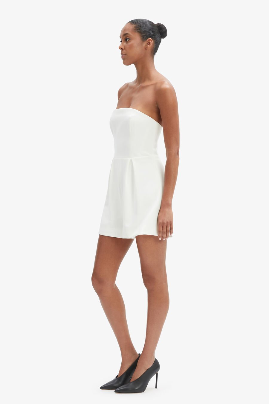 KAROLINE STRAPLESS PLAYSUIT in colour ORCHIDWHT