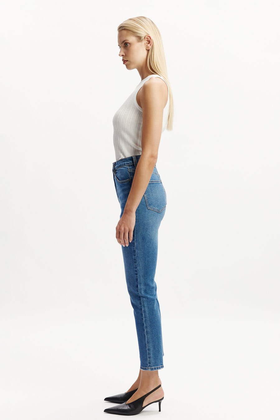 HEIDI STRAIGHT LEG JEANS II in colour DARKDENIM