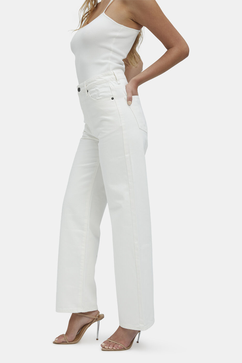 PIA STRAIGHT JEAN in colour CLOUD DANCER