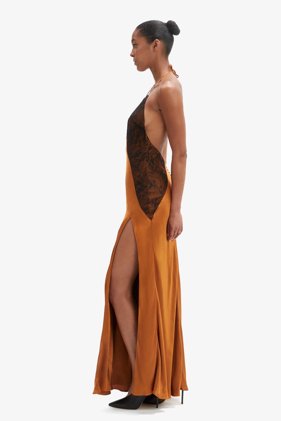 ESTRELLA HALTER MAXI DRESS in colour TOFFEE