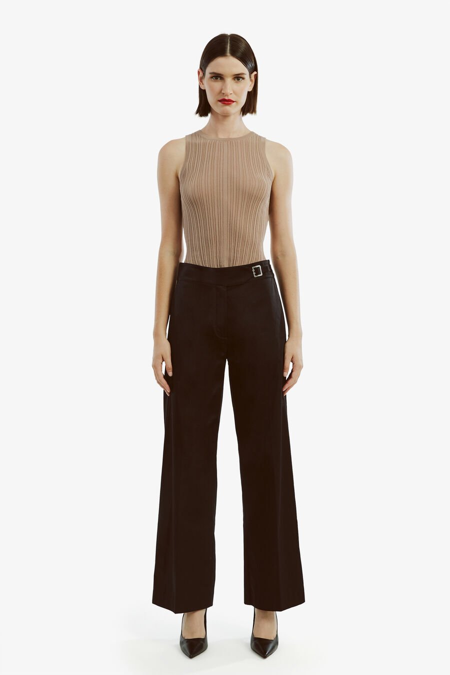 ILARIA STRAIGHT LEG PANT in colour BLACK