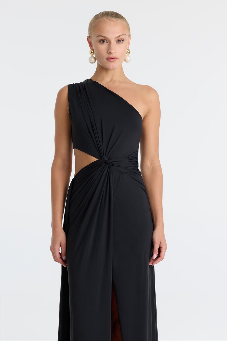 SASKIA ONE SHOULDER MAXI DRESS in colour Black