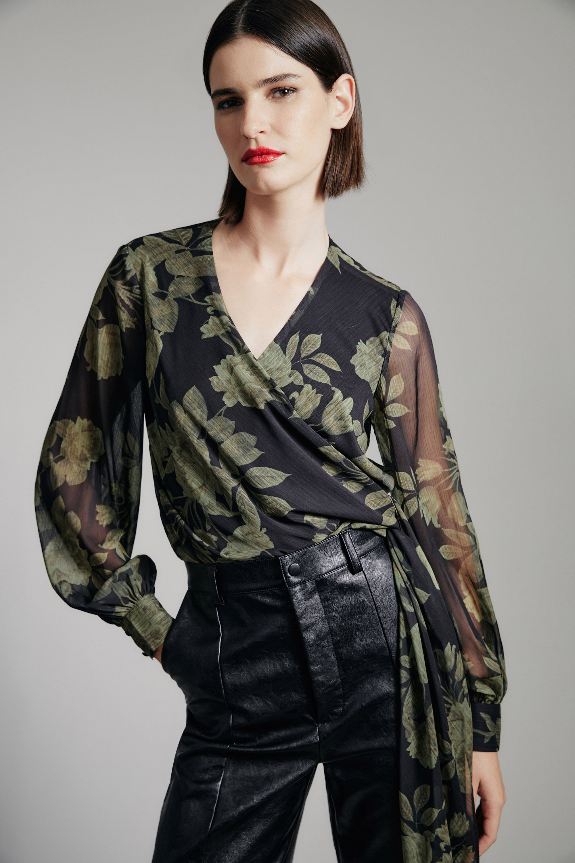 Women s Sale Tops Tees Bodysuits Off Shoulder Tops Bardot