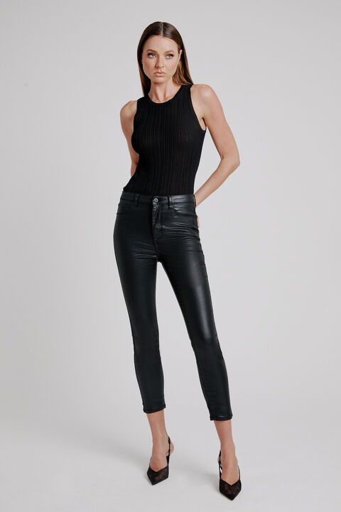 KHLOE CROP COATED in colour JET BLACK