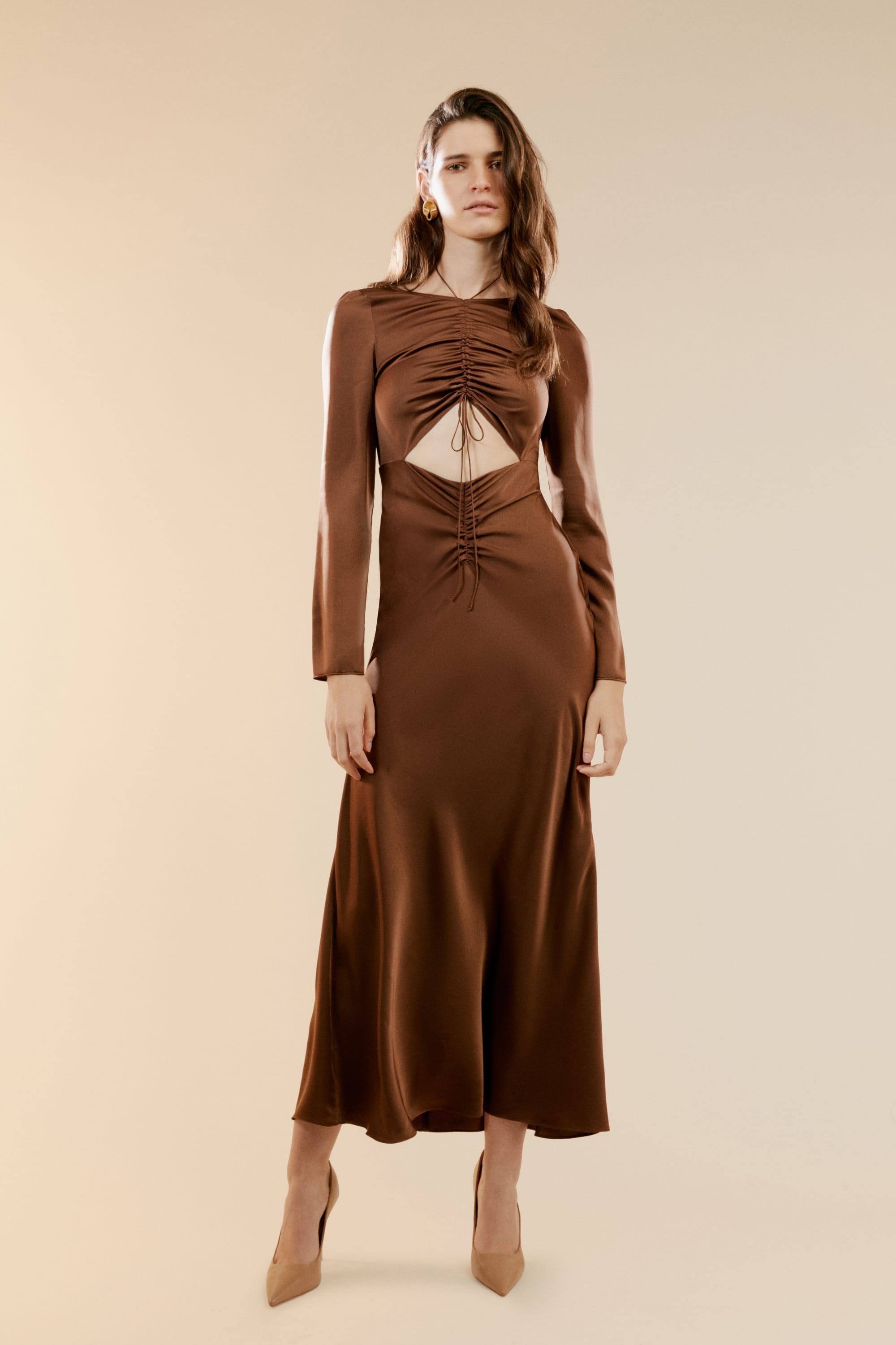 Bardot Daring Satin Midi Dress In Chocolate