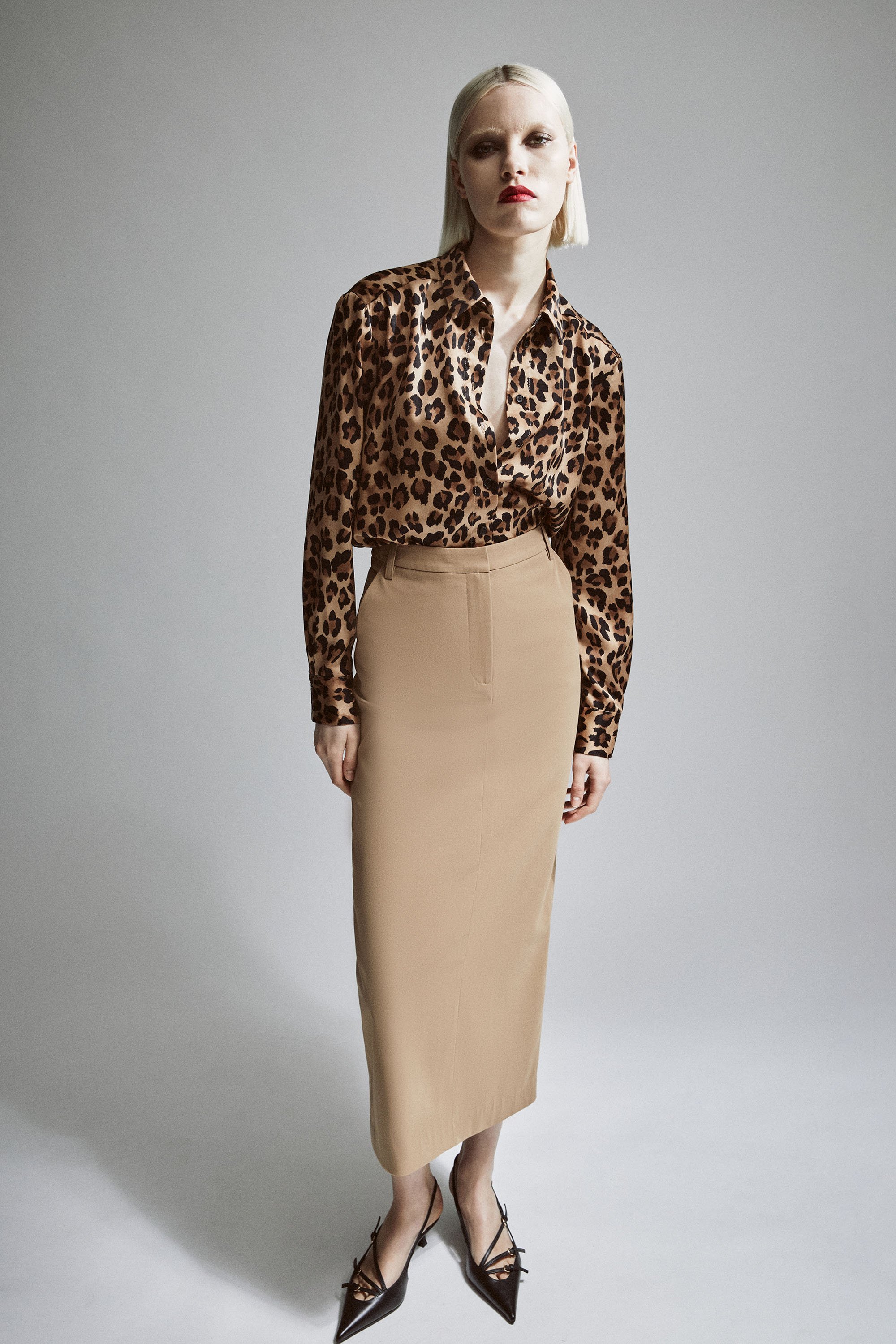 Bardot Classic Collar Printed Shirt In Brown